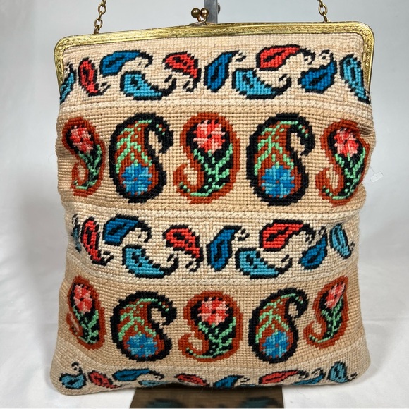Vintage Needlepoint Tapestry Paisley Motif Shoulder Clutch Handbag Purse - Picture 2 of 13
